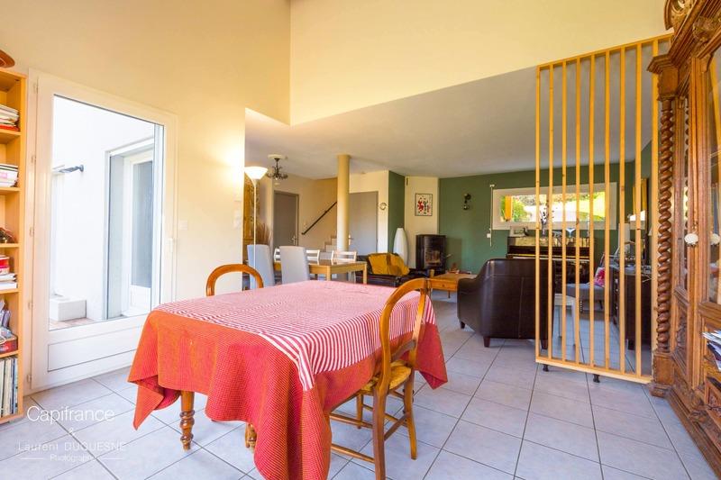 Maison - 145 m² - 5 pièces