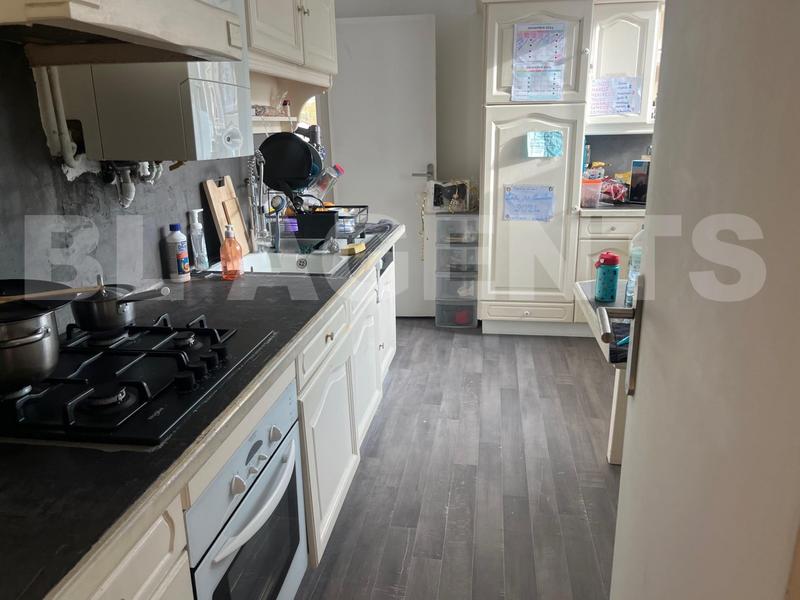 Appartement - 109 m² - 4 pièces