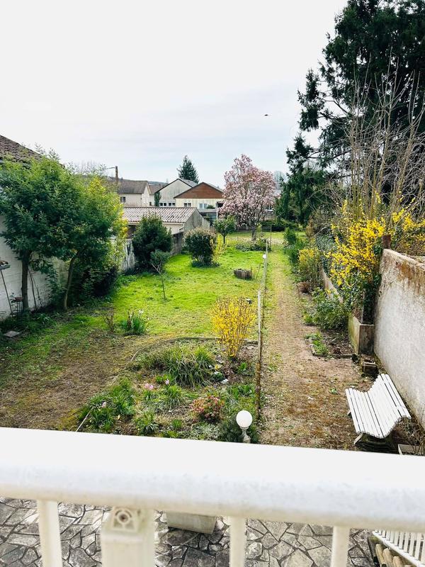 Maison - 141 m² - 6 pièces