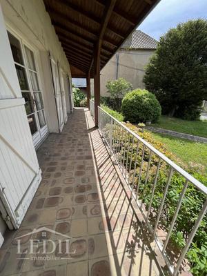 Maison de ville - 230 m² - 5 pièces