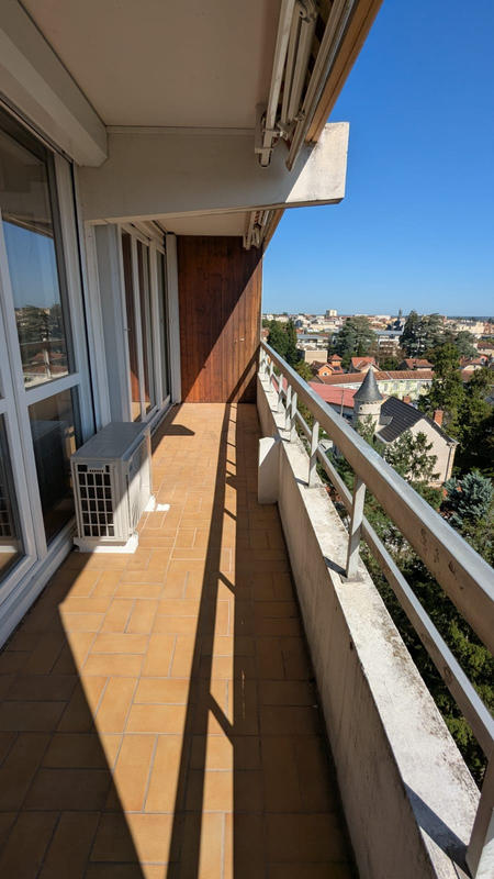 Appartement - 77 m² - 4 pièces