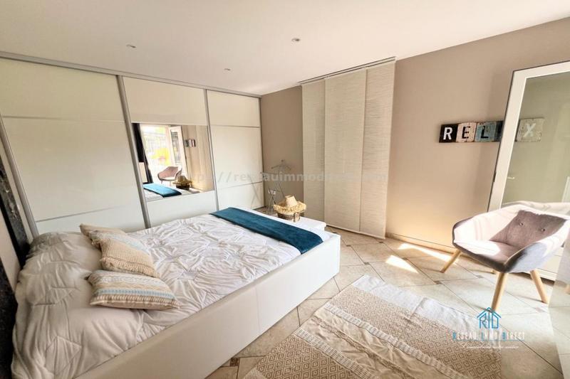 Maison traditionnelle - 170 m² - 6 pièces