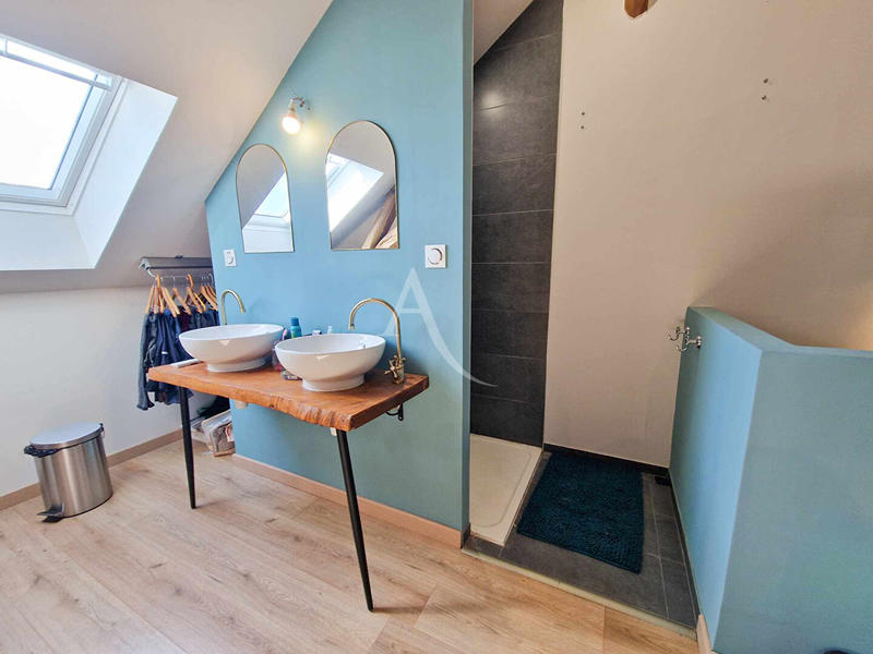 Maison - 142 m² - 5 pièces