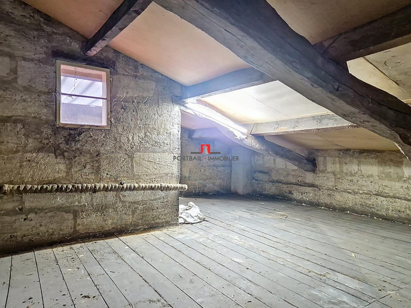 Maison ancienne - 369 m² - 10 pièces