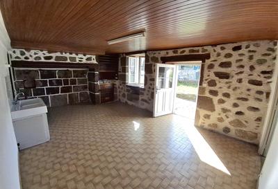 Maison en pierre - 106 m² - 4 pièces