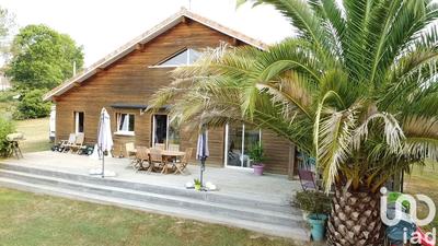 Maison - 137 m² - 6 pièces