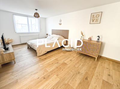 Maison - 84 m² - 4 pièces