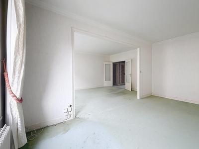 Appartement - 90 m² - 4 pièces