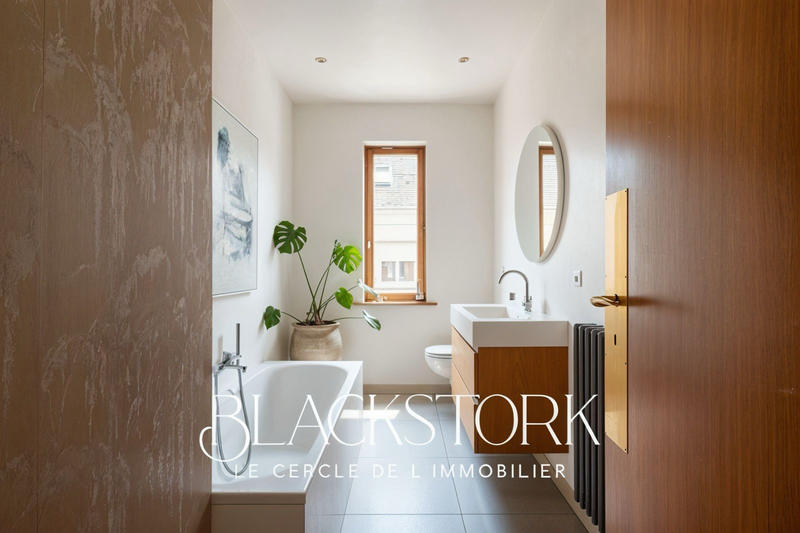 Maison - 164 m² - 6 pièces