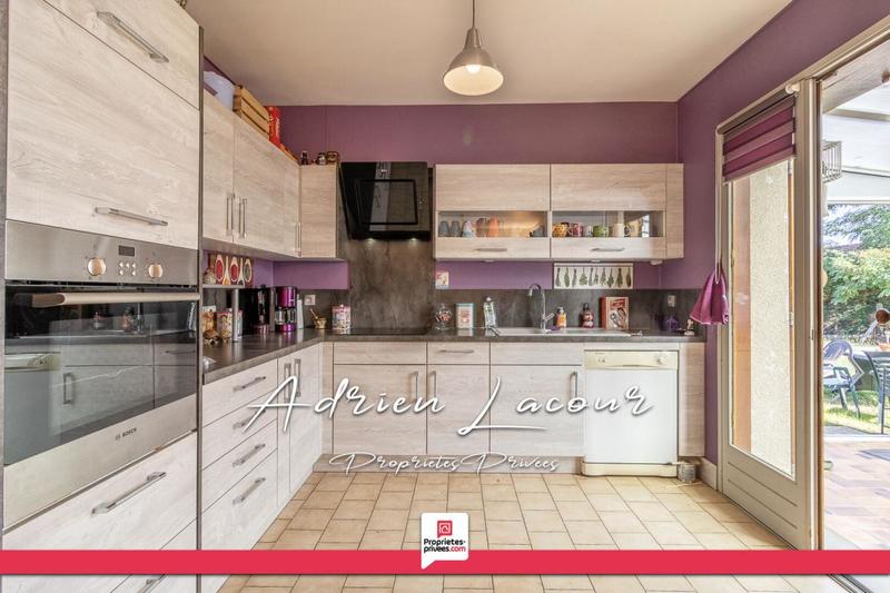 Maison - 97 m² - 7 pièces