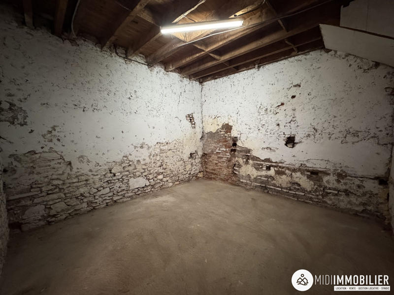 Parking / Garage - 40 m²