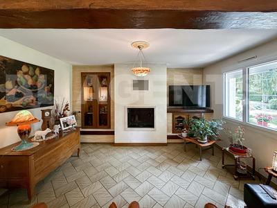 Propriété - 167 m² - 6 pièces