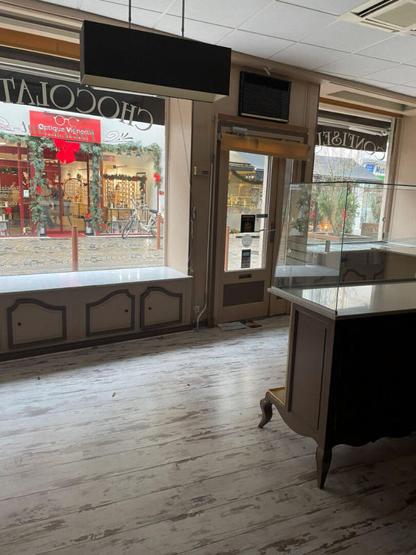 Local commercial - 90 m²