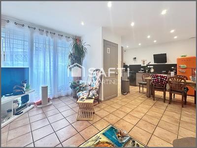 Maison de ville - 76 m² - 4 pièces