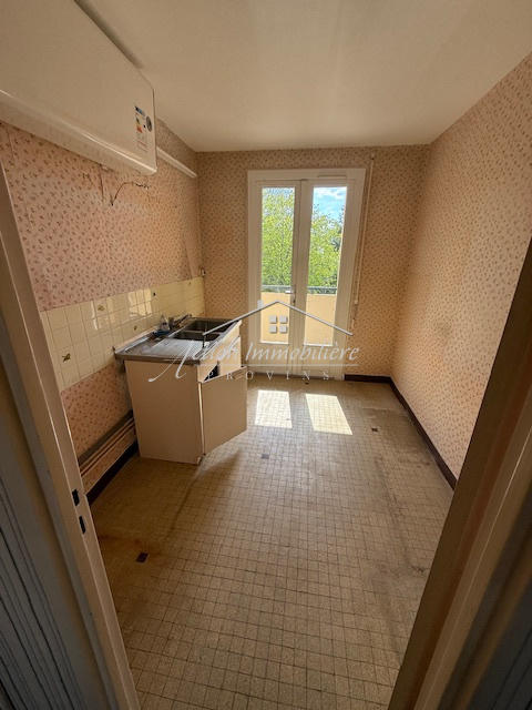 Appartement - 70 m² - 4 pièces