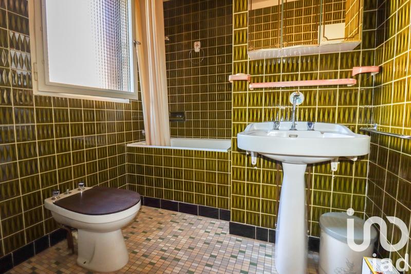 Maison - 161 m² - 7 pièces