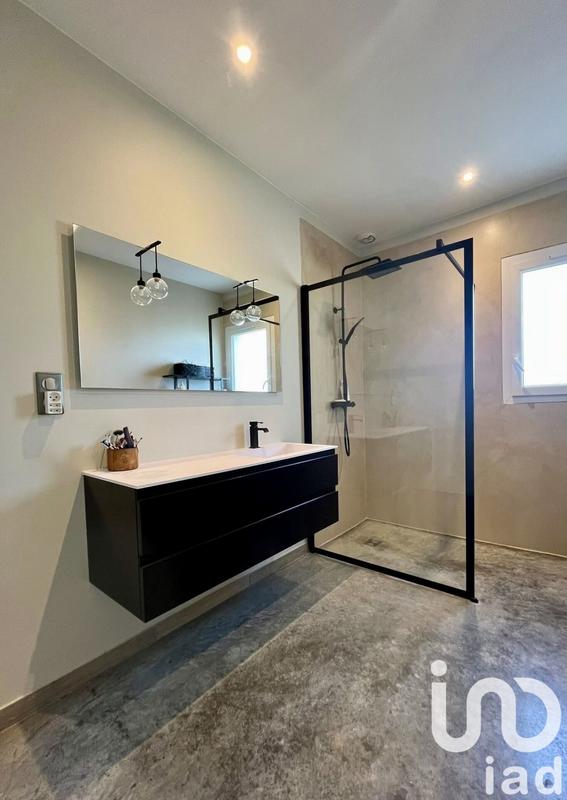 Maison - 94 m² - 4 pièces