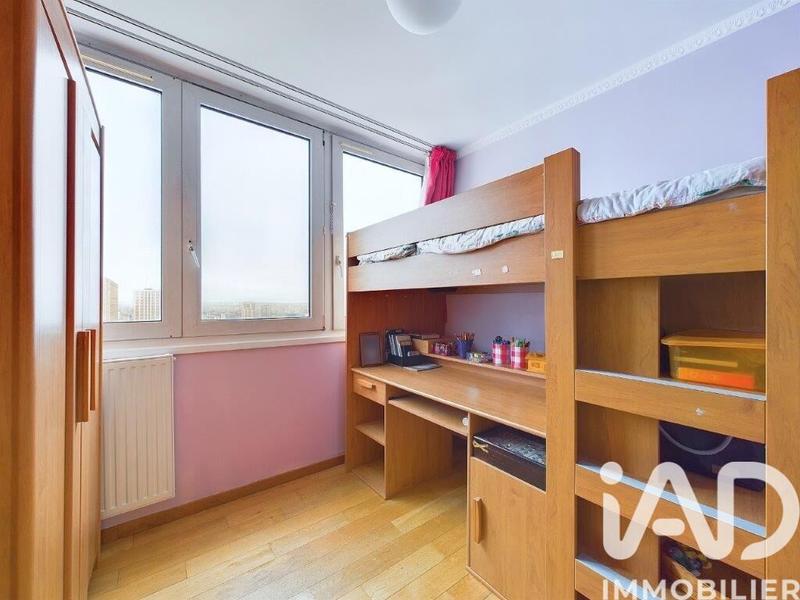 Appartement - 97 m² - 5 pièces