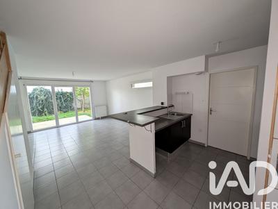 Maison - 83 m² - 4 pièces