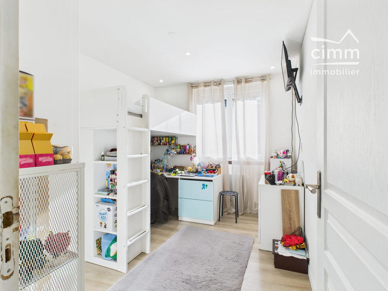 Maison - 85 m² - 4 pièces