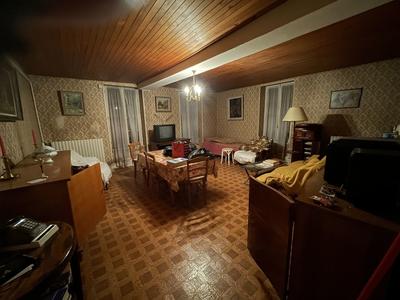 Maison de bourg - 191 m² - 6 pièces