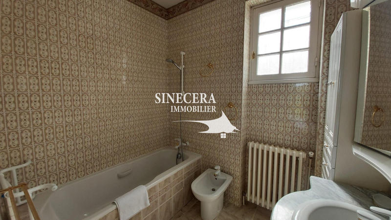 Maison - 170 m² - 5 pièces