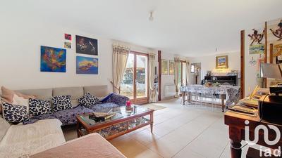 Maison - 89 m² - 6 pièces