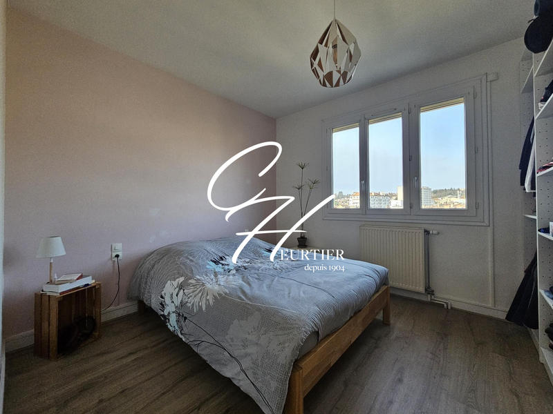 Appartement - 80 m² - 3 pièces