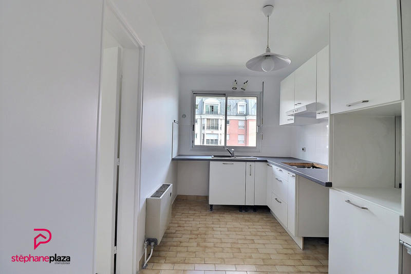 Appartement - 95 m² - 4 pièces