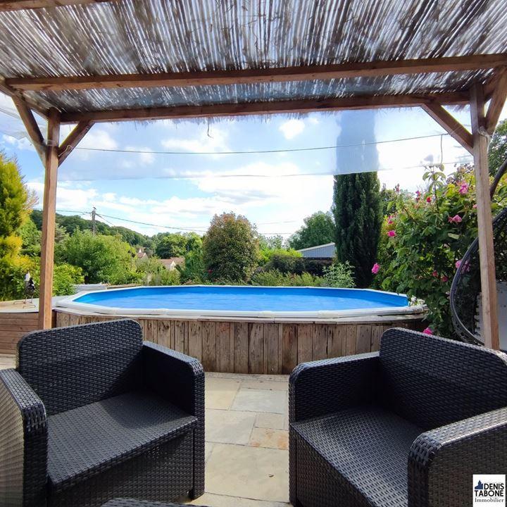 Maison traditionnelle - 178 m² - 7 pièces