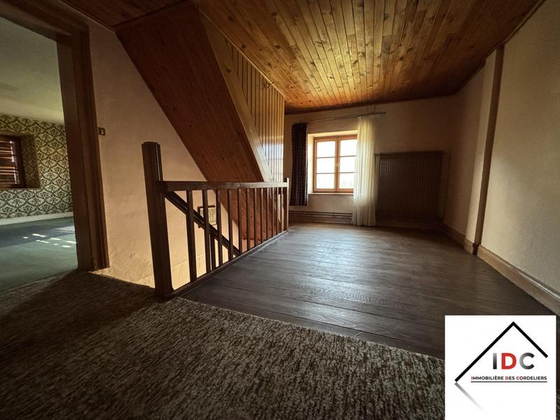 Maison - 147 m² - 5 pièces