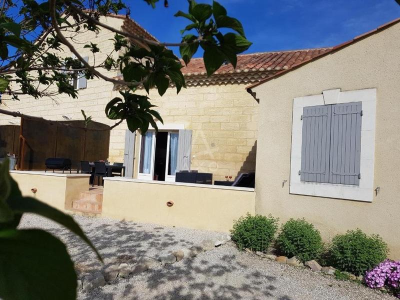 Maison - 180 m² - 8 pièces