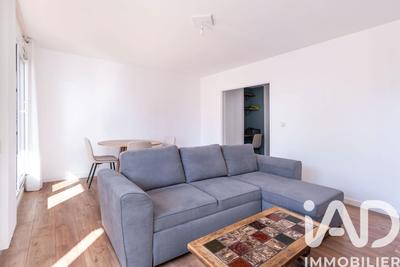 Appartement - 70 m² - 3 pièces