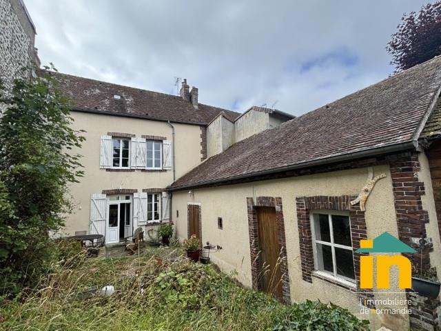 Maison de ville - 110 m² - 3 pièces