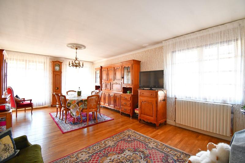 Maison - 169 m² - 6 pièces