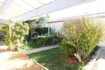 Maison traditionnelle - 140 m² - 6 pièces