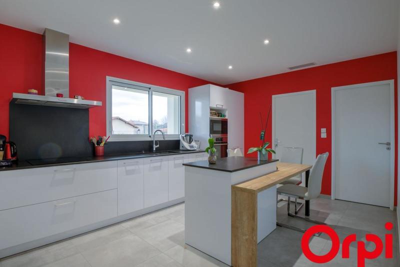 Maison - 140 m² - 4 pièces