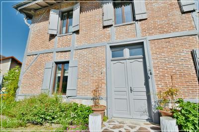 Maison - 184 m² - 7 pièces