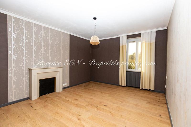 Maison - 225 m² - 7 pièces