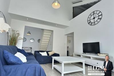 Maison - 190 m² - 7 pièces