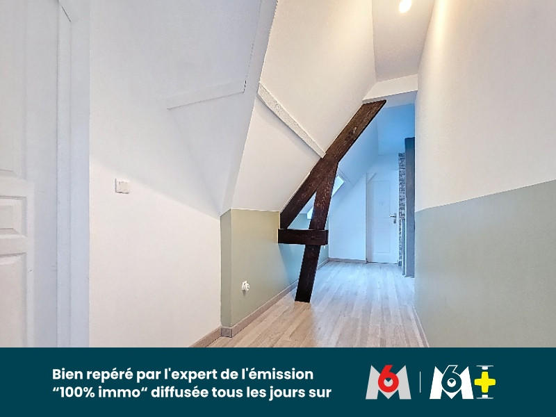 Maison - 440 m² - 12 pièces