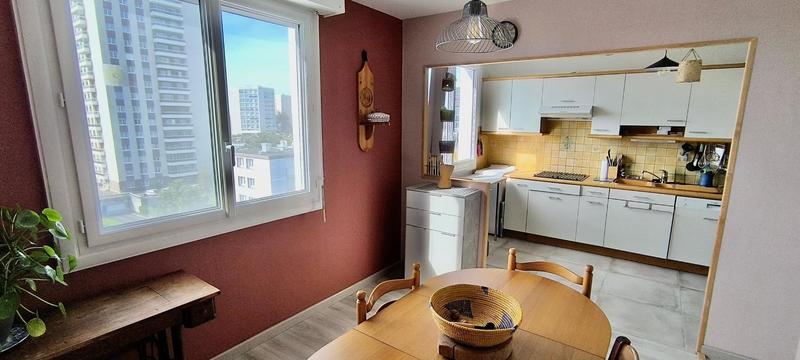 Appartement - 83 m² - 4 pièces