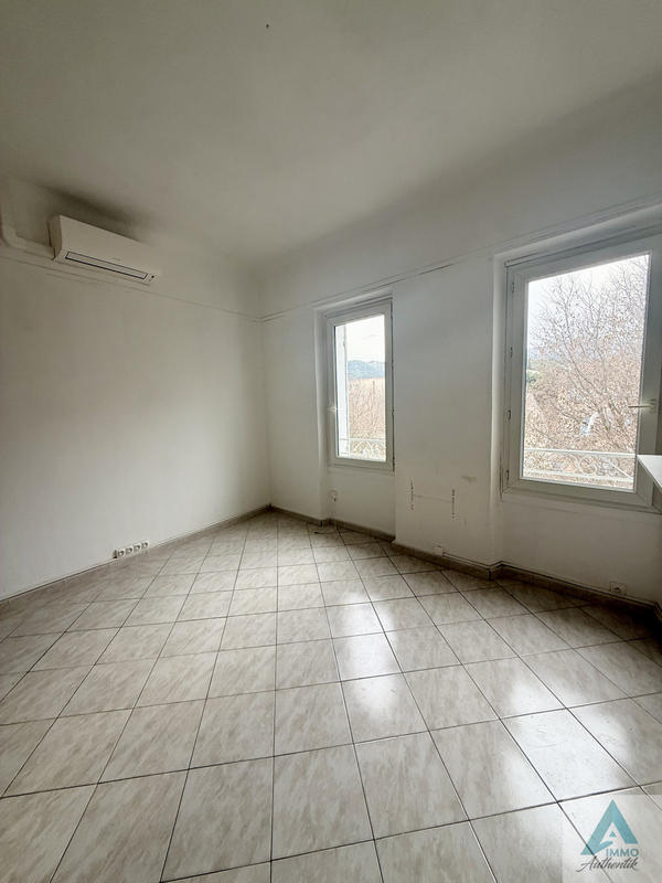 Appartement - 33 m² - 1 pièce