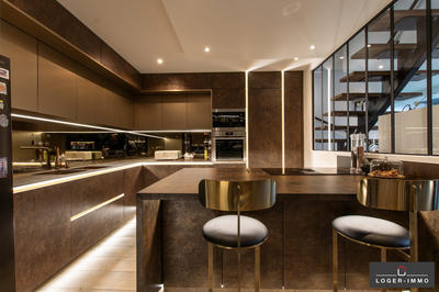 Villa - 230 m² - 7 pièces