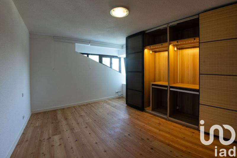Appartement - 90 m² - 2 pièces
