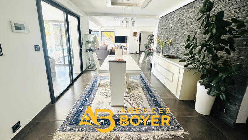 Appartement - 157 m² - 5 pièces