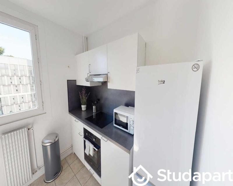 Chambre - 90 m² - 1 pièce