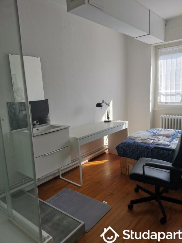 Chambre - 14 m² - 1 pièce