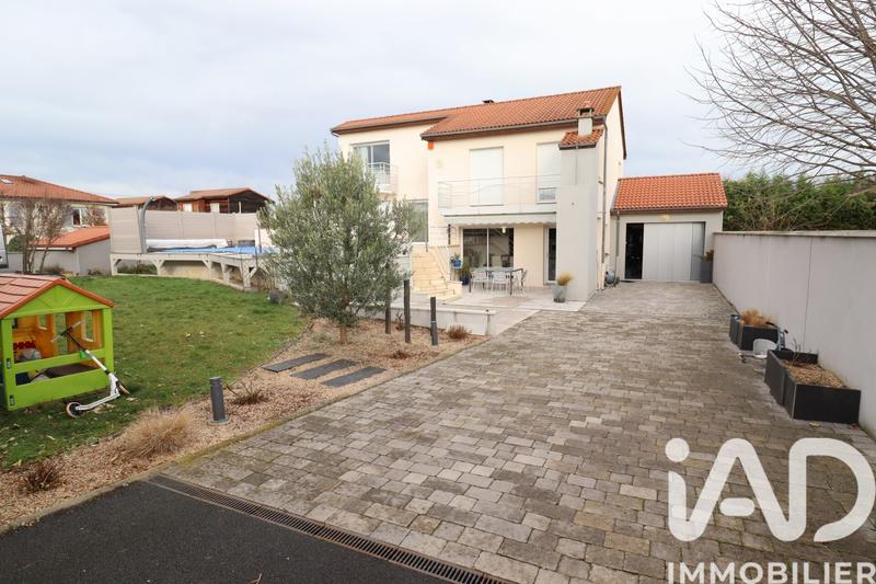 Maison - 145 m² - 6 pièces