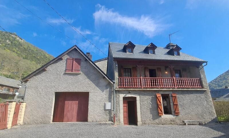 Maison - 130 m² - 5 pièces